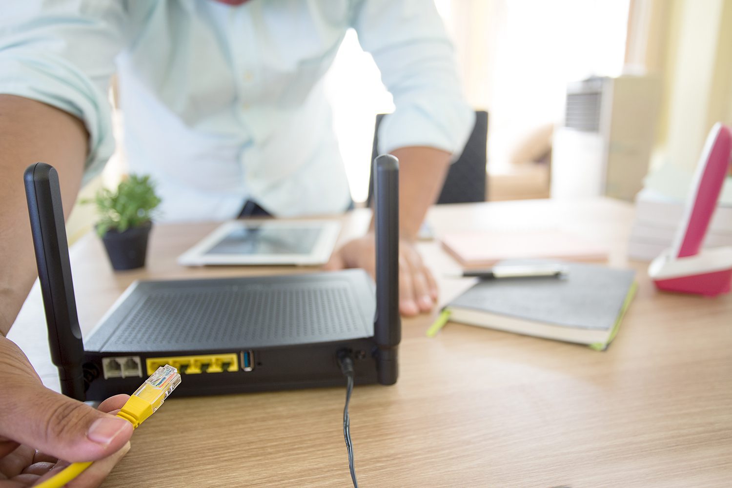 How to Fix a Wi-Fi Router That is Not Connecting to Desktop